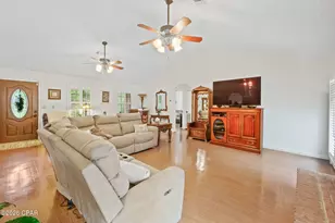 1620 Nearing Hills Cir, Chipley, FL 32428 - Photo 8