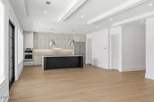 21522 Dolphin Ave, Panama City Beach, FL 32413 - Photo 20
