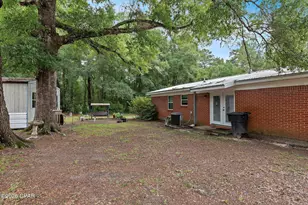 1561 Blue Creek Rd, Ponce de Leon, FL 32455 - Photo 20