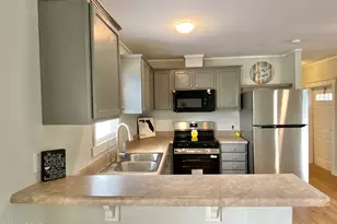 352 Michael St, Wewahitchka, FL 32465 - Photo 2