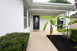 2829 Cynthia Ct, Panama City, FL 32405 - Photo 2