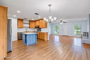 12835 Farm Rd, Southport, FL 32409 - Photo 8