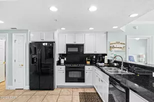5004 Thomas Dr, Panama City Beach, FL 32408 - Photo 16