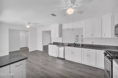 1321 S Berthe Avenue, Panama City, FL 32404 - Photo 10