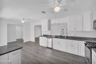 1321 S Berthe Ave, Panama City, FL 32404 - Photo 10