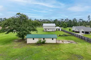 20107 NE Burns Ave, Blountstown, FL 32424 - Photo 6