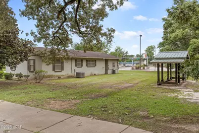 1240 South Boulevard, Chipley, FL 32428 - Photo 4