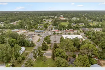 1240 South Boulevard, Chipley, FL 32428 - Photo 12