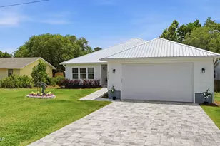 21915 Lakeview Dr, Panama City Beach, FL 32413 - Photo 2