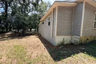 1123 Hwy 171, Graceville, FL 32440 - Photo 14