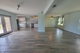 836 Miles Dr, Panama City, FL 32404 - Photo 12