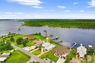 1023 N Bay Dr, Lynn Haven, FL 32444 - Photo 54