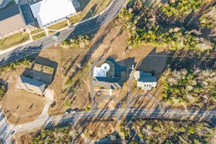 3005 Watson Dr, Marianna, FL 32446 - Photo 2