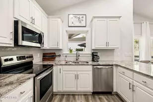 738 Seabreeze Dr, Panama City Beach, FL 32408 - Photo 18