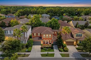 14317 Avon Farms Dr, Tampa, FL 33618 - Photo 2