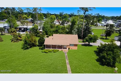 1411 Monument Avenue, Port Saint Joe, FL 32456 - Photo 2