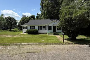 1007 7th Ave, Graceville, FL 32440 - Photo 2
