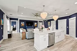 242 N Wells St, Panama City Beach, FL 32413 - Photo 8
