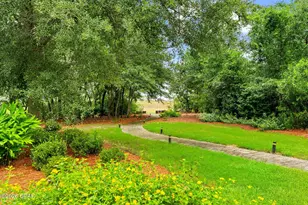 147 Lake Merial Shores Dr, Panama City, FL 32409 - Photo 16