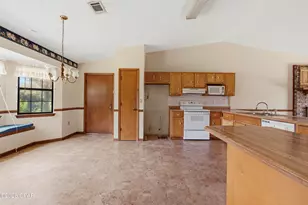 619 16th St, Panama City Beach, FL 32413 - Photo 6