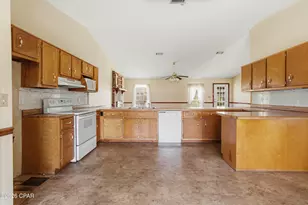 619 16th St, Panama City Beach, FL 32413 - Photo 8