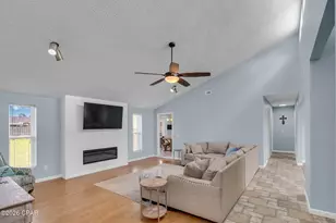 2027 Willow Bend Ln, Lynn Haven, FL 32444 - Photo 6