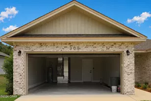 300 Hugh Thomas Dr, Panama City, FL 32404 - Photo 10