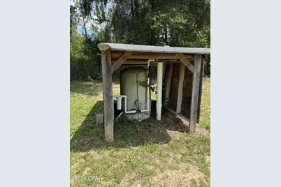 19716 Deep Springs Road, Fountain, FL 32438 - Photo 16