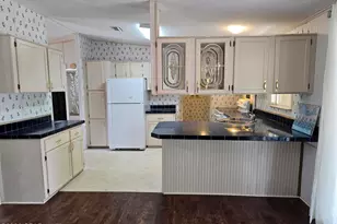 610 Lagoon Oaks Cir, Panama City, FL 32408 - Photo 4