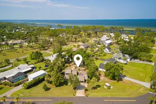 302 Dupont Dr, Port Saint Joe, FL 32456 - Photo 2