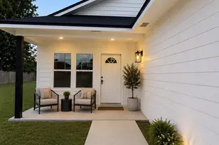 4126 Russell Ln, Panama City, FL 32404 - Photo 2