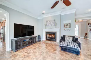 221 White Oaks Blvd, Southport, FL 32409 - Photo 12