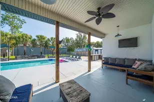 221 White Oaks Blvd, Southport, FL 32409 - Photo 4