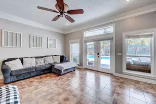 221 White Oaks Blvd, Southport, FL 32409 - Photo 10