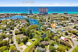 227 Lullwater Dr, Panama City Beach, FL 32413 - Photo 4