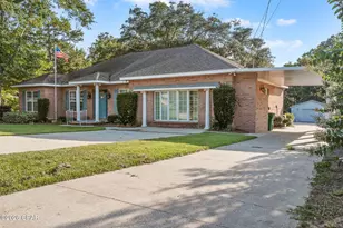 5379 College Dr, Graceville, FL 32440 - Photo 2