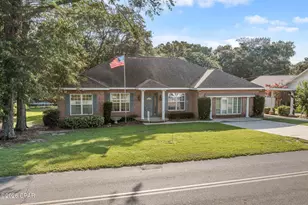 5379 College Dr, Graceville, FL 32440 - Photo 1