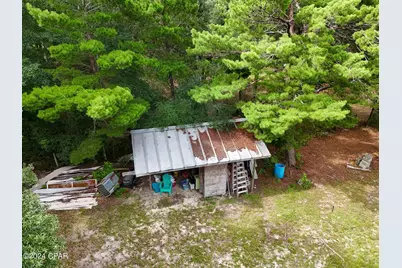 12525 Perkins Road, Southport, FL 32409 - Photo 8
