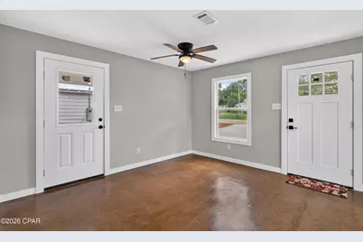 1028 Pelham Avenue, Graceville, FL 32440 - Photo 10