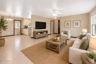 2831 Maulden Rd, Southport, FL 32409 - Photo 10