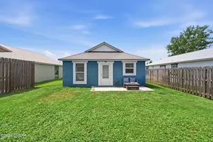 13709 Windsor Ave, Youngstown, FL 32466 - Photo 20