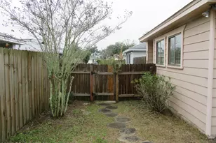 820 Premier Dr, Panama City, FL 32401 - Photo 26