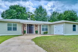 1807 Ulmer Ln, Chipley, FL 32428 - Photo 2