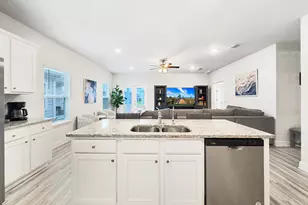 542 Vermilion Cir, Port Saint Joe, FL 32456 - Photo 14