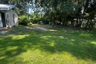 16875 NW Maple St, Blountstown, FL 32424 - Photo 8