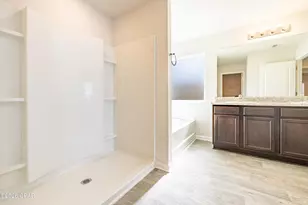 144 Spikes Cir, Southport, FL 32409 - Photo 8