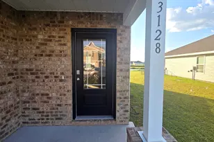 3128 Breezy Bay Ct, Southport, FL 32409 - Photo 2