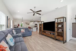 362 Emerald Cove St, Panama City Beach, FL 32407 - Photo 4