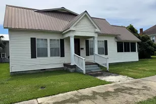 2941 Jefferson St, Marianna, FL 32446 - Photo 4