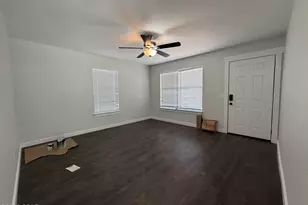 601 E 4th Ct, Panama City, FL 32401 - Photo 2